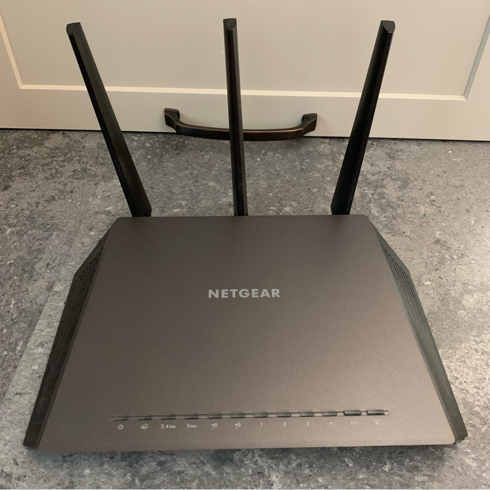 Router - Netgear Nighthawk Smart WiFi Router - Picture 3 of 12